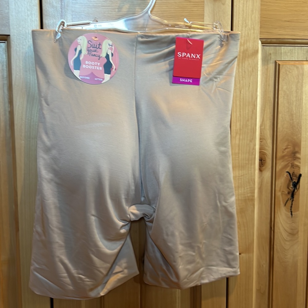Spanx Size Medium Booty Booster